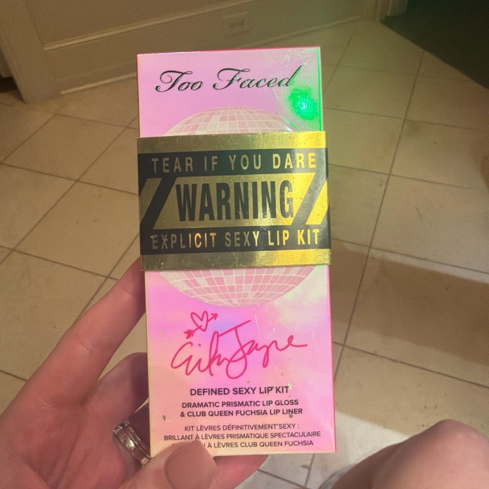Too Faced Explicit Sexy Lip Kit Erika Jayne - Fuchsia NEW IN BOX